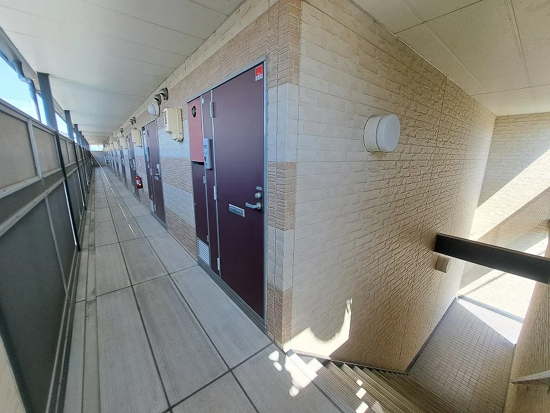 階段踊り場 2F