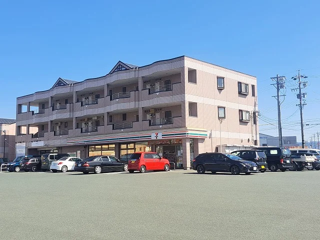 徒歩9分