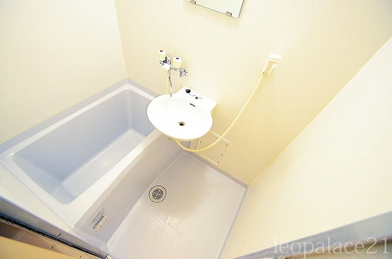 ※設備・使用は号室により異なる為、現況を優先いたします。