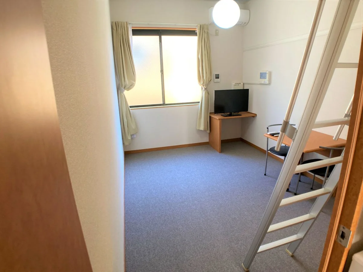 設備・仕様は号室により異なる為、現況を優先致します。