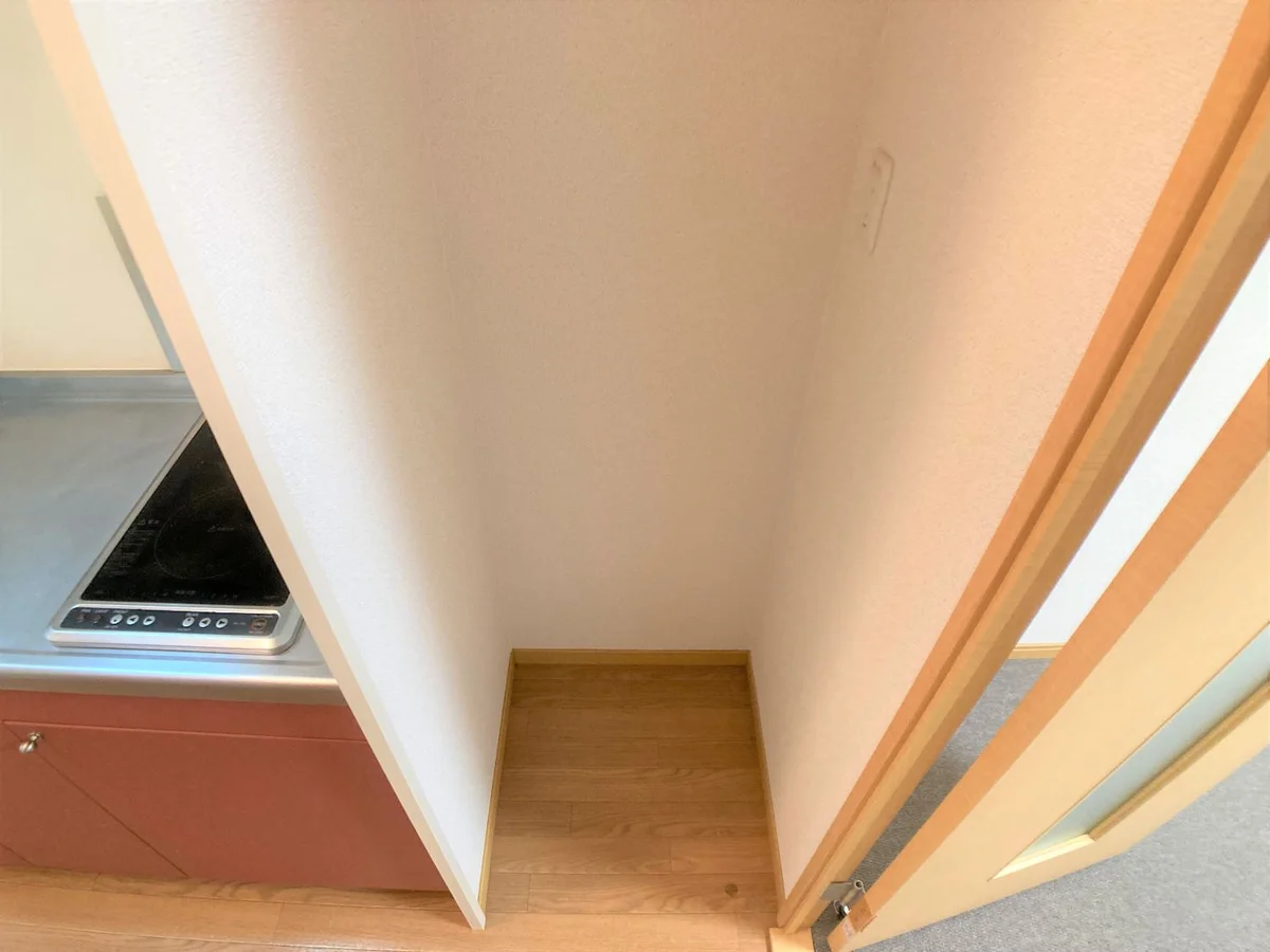 設備・使用は号室により異なる為、現況を優先いたします。