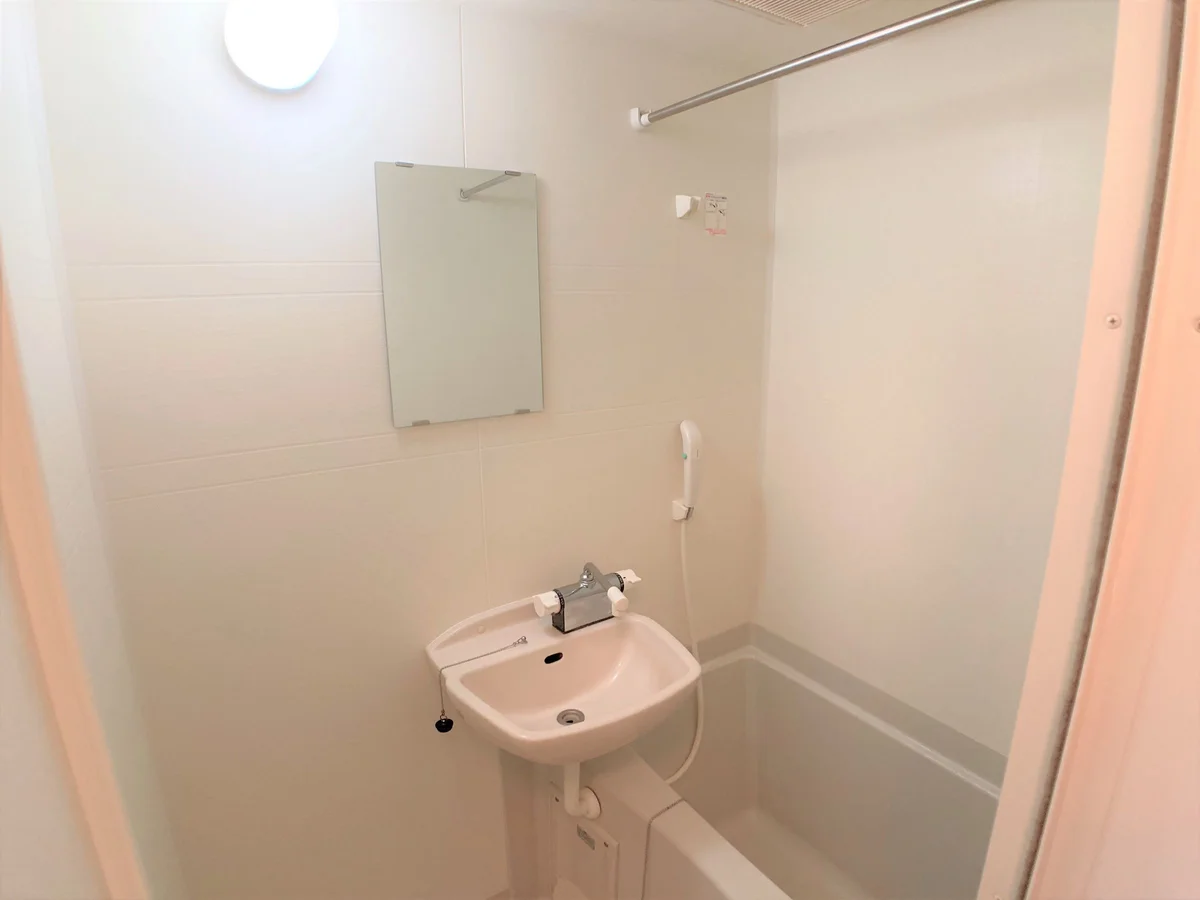 設備・使用は号室により異なる為、現況を優先いたします。