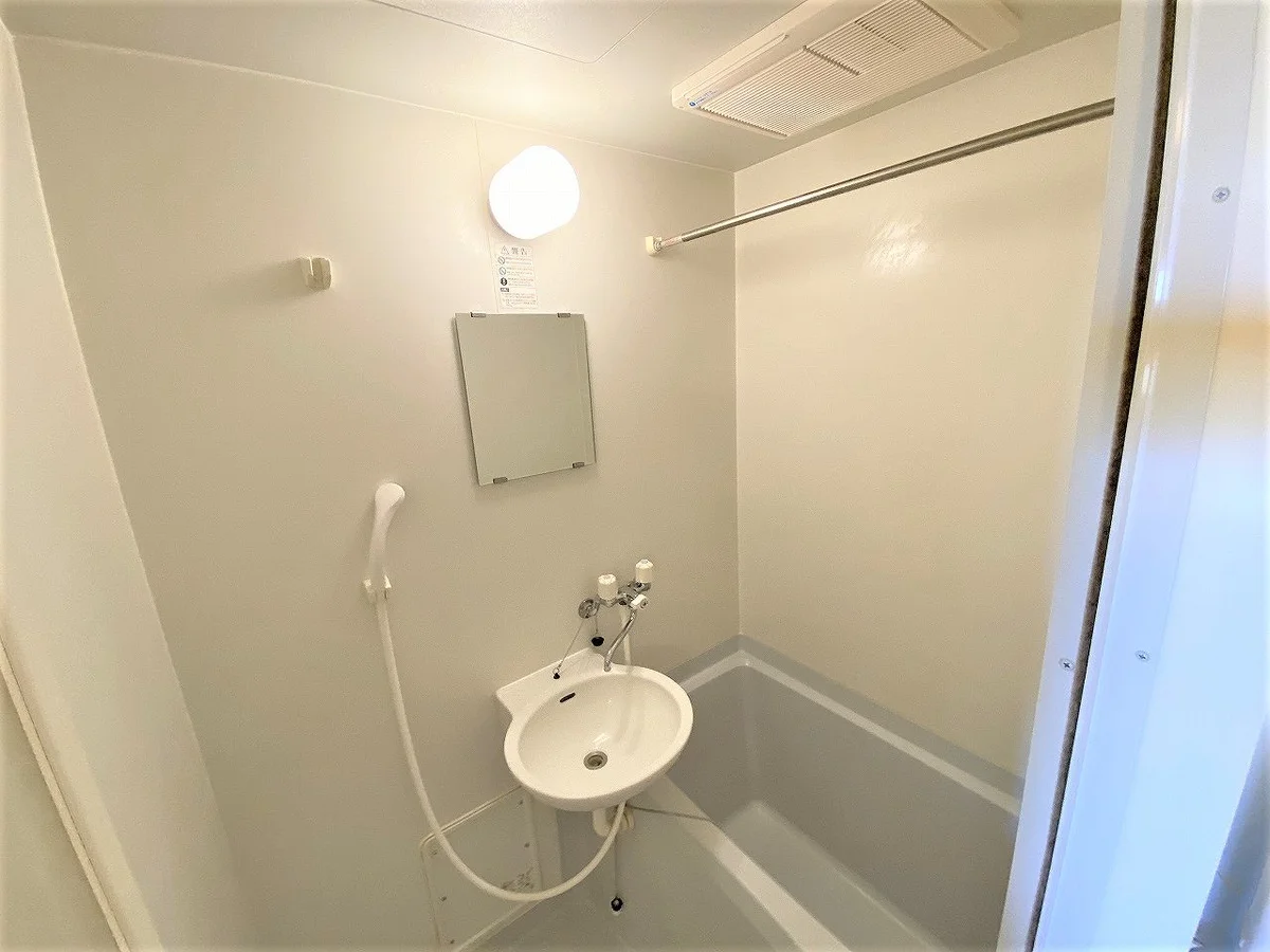 設備・使用は号室により異なる為、現況を優先致します。