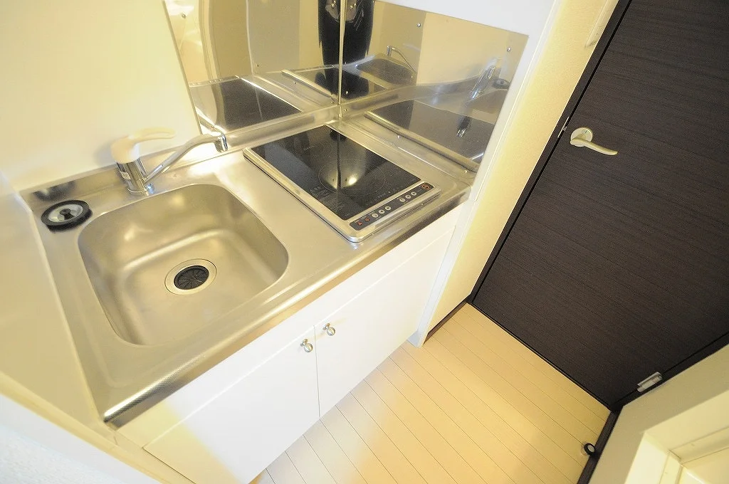 設備・使用は号室により異なる為、現況を優先致します。