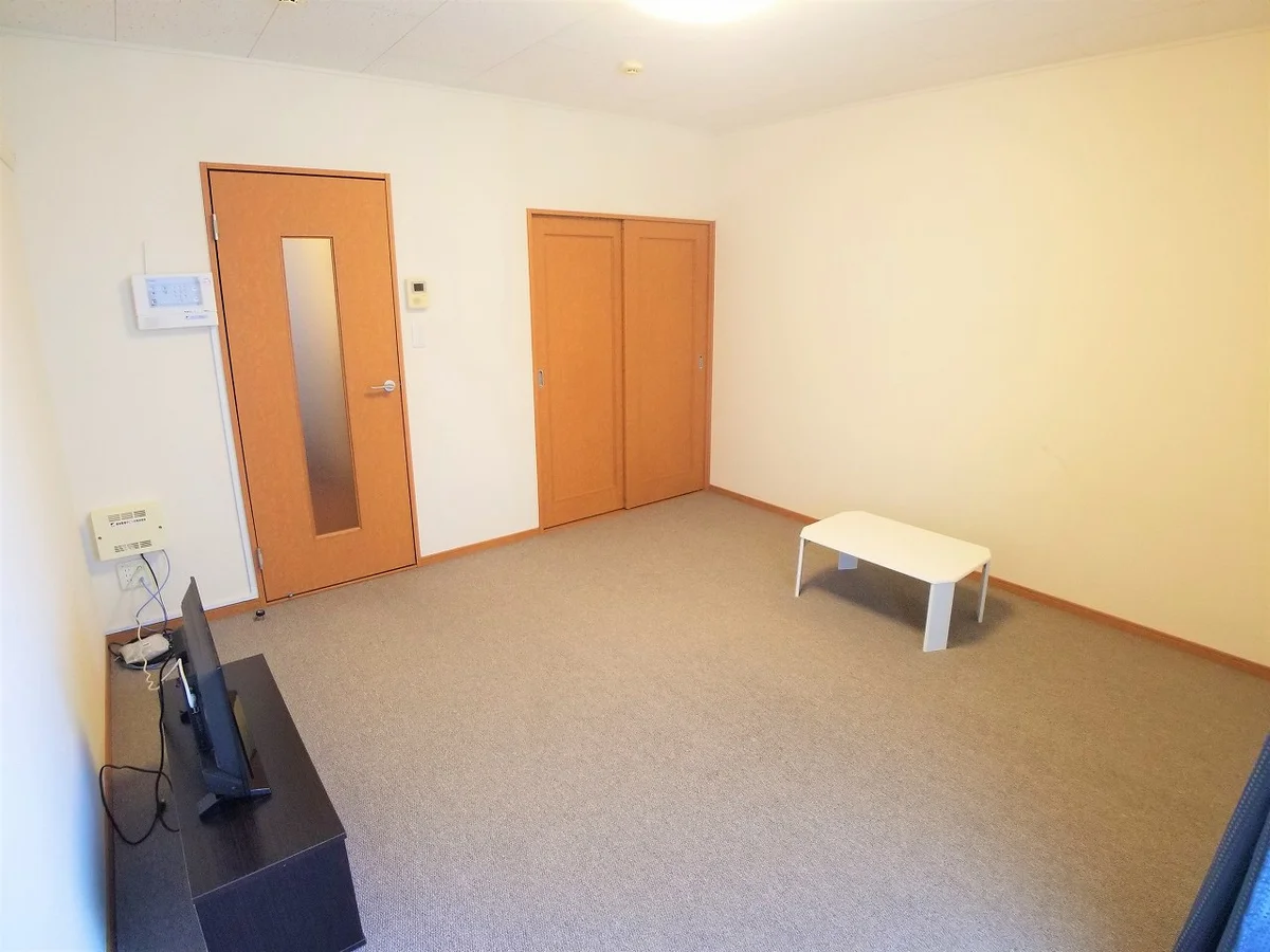 設備・使用は号室により異なる為、現況を優先致します。