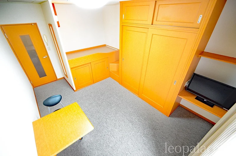 2Ｆのお部屋はカーペット