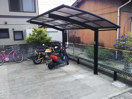 屋根付き駐輪場