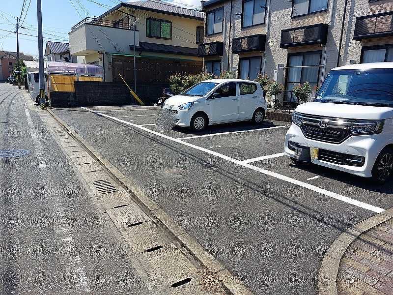 敷地内駐車場