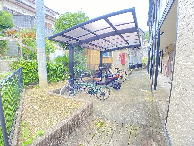設備・仕様は号室により異なる為現況を優先致します。