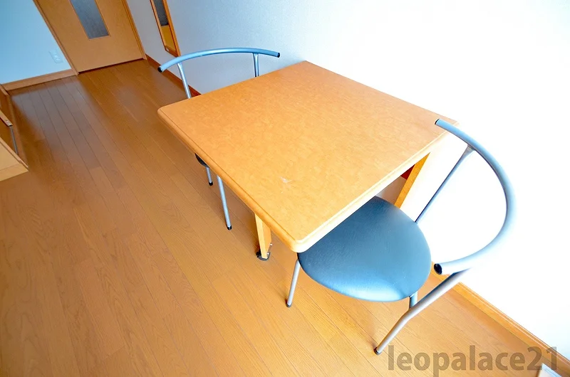 設備・使用は号室により異なる為、現況を優先致します。