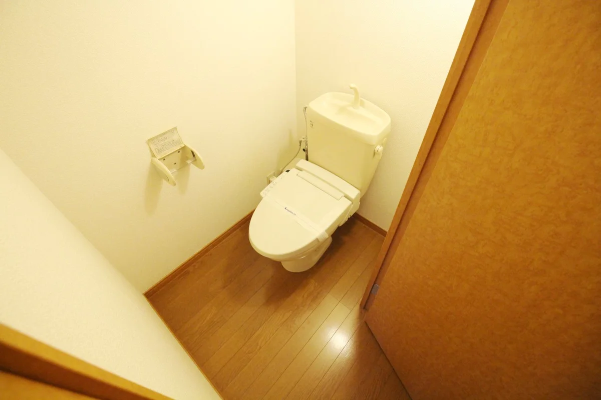 温水洗浄便座を標準装備にしました！