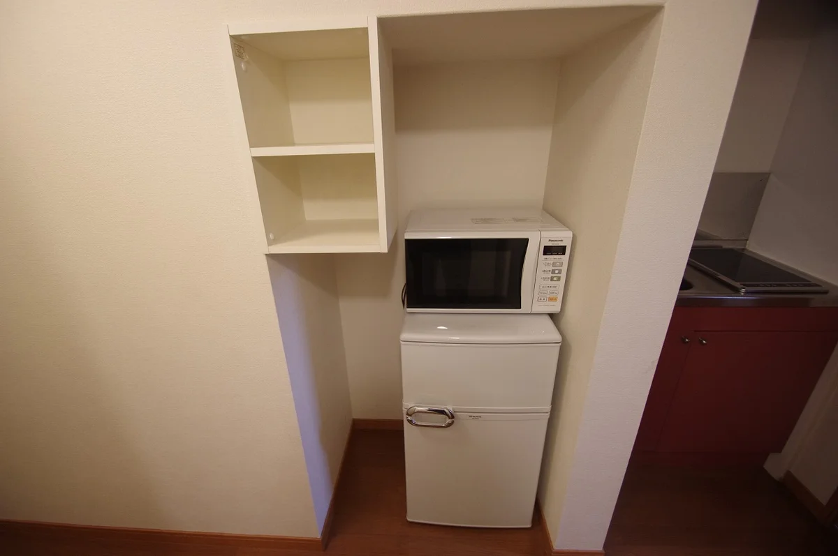 冷蔵庫/電子レンジ設置済（仕様が異なる場合がございます）
