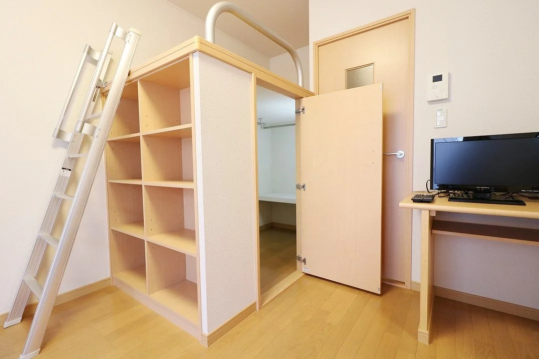 ベッドの下はクローゼット