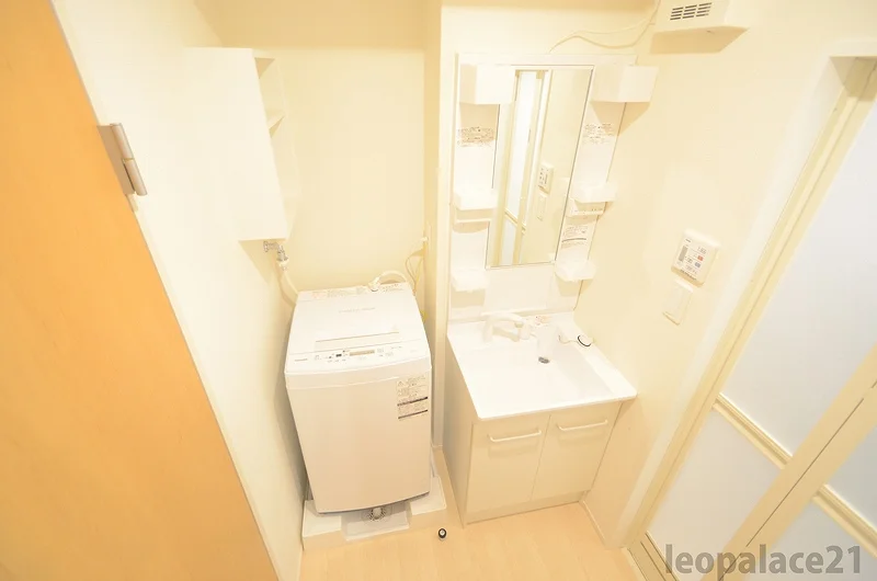 設備・使用は号室により異なる為、現況を優先致します。