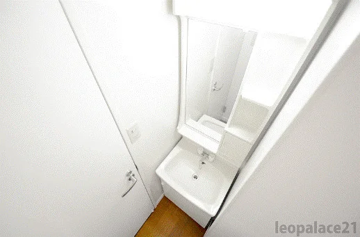 備品や設備仕様は号室等により異なります現地をご確認下さい。