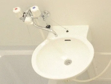 備品や設備仕様は号室等により異なります現地をご確認下さい。