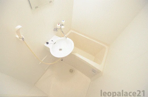 備品や設備仕様は号室等により異なります現地をご確認下さい。