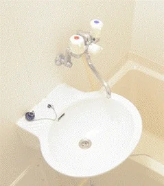 備品や設備仕様は号室等により異なります現地をご確認下さい。