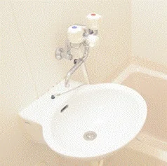 備品や設備仕様は号室等により異なります現地をご確認下さい。