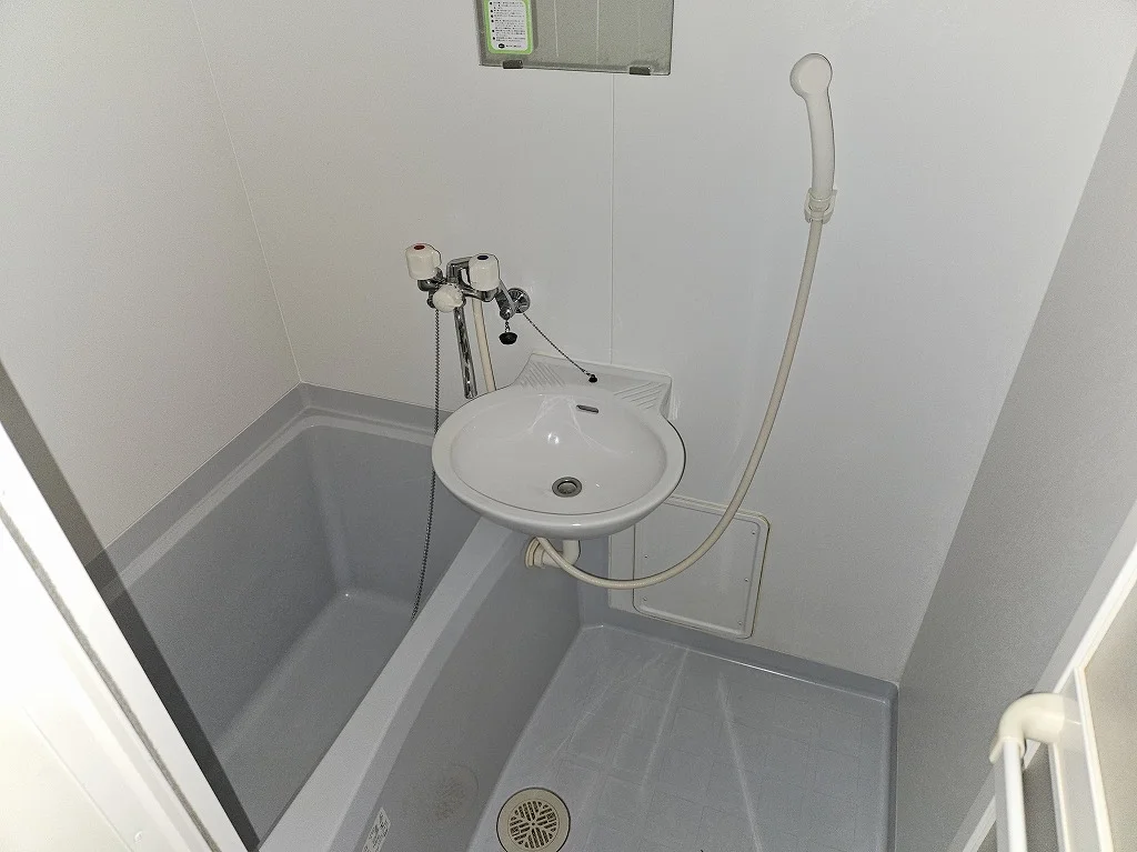 備品や設備仕様は号室等により異なります現地をご確認下さい。