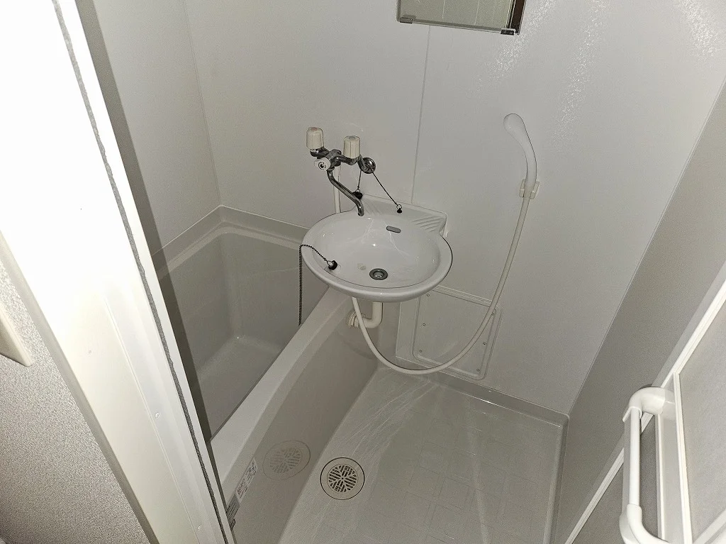 備品や設備仕様は号室等により異なります。現地をご確認下さい。