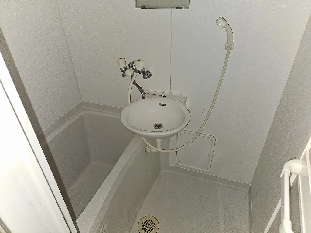 備品や設備仕様は号室等により異なります現地をご確認下さい。