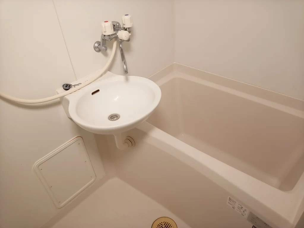 備品や設備仕様は号室等により異なります。現地をご確認下さい。