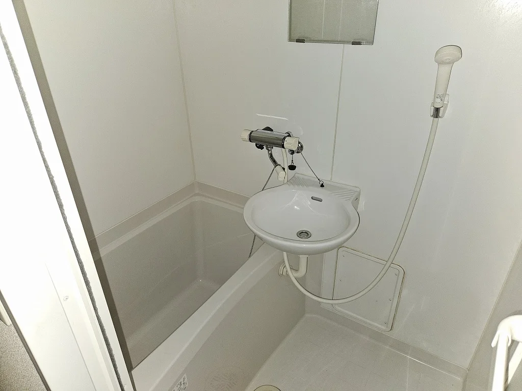 備品や設備仕様は号室等により異なります現地をご確認下さい。