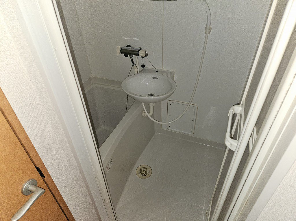 備品や設備仕様は号室により異なります。現地をご確認下さい。