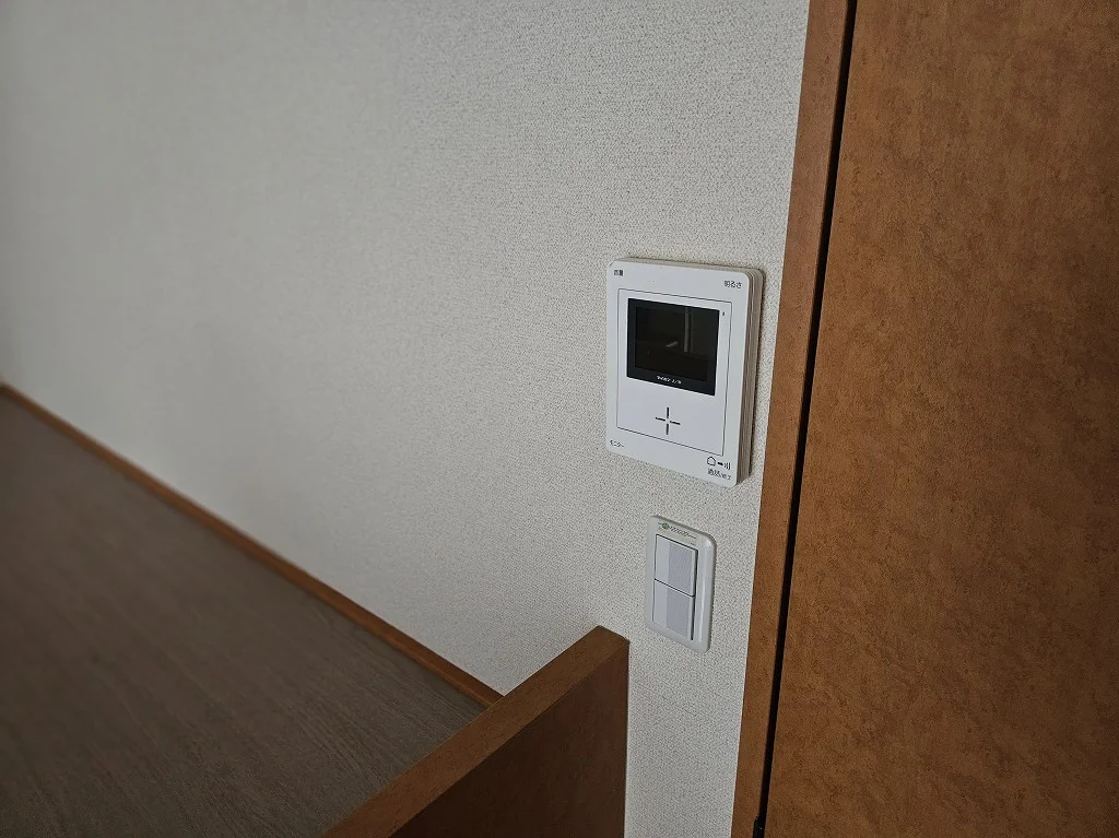 モニター付きインターホン