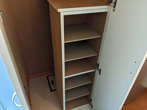 シューズボックス