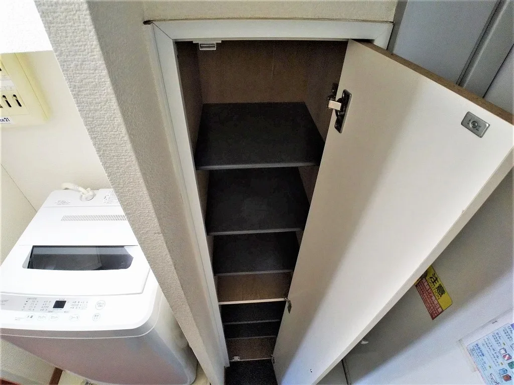 シューズボックス