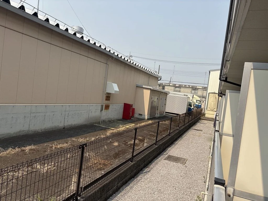 101号室側から撮影