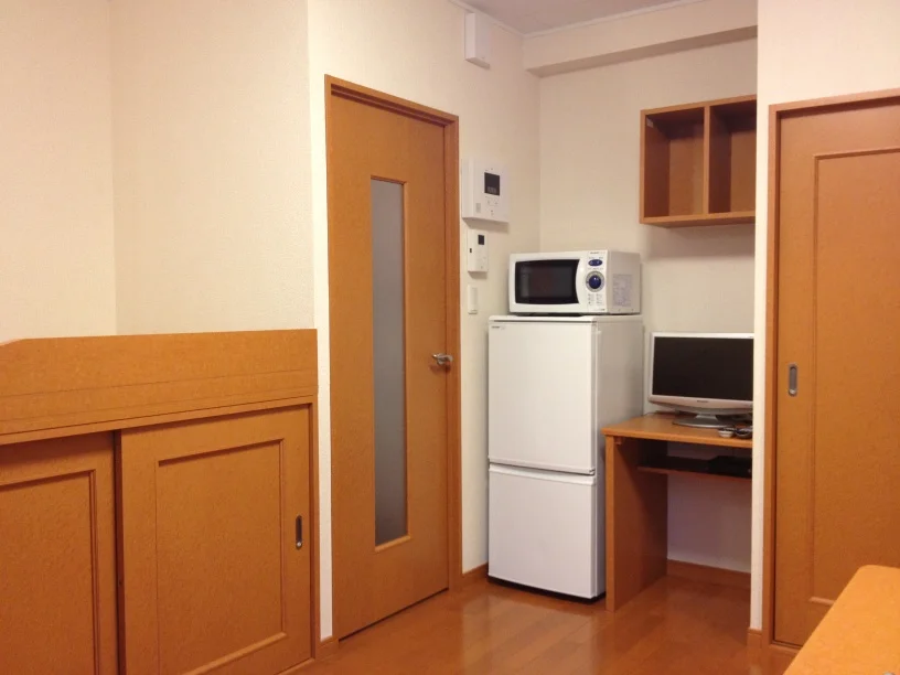 ベッド下に収納有り、クローゼット有り