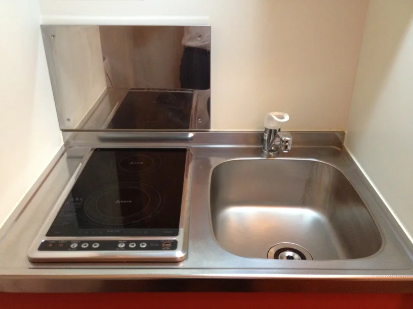 コンロの仕様が異なる場合があります