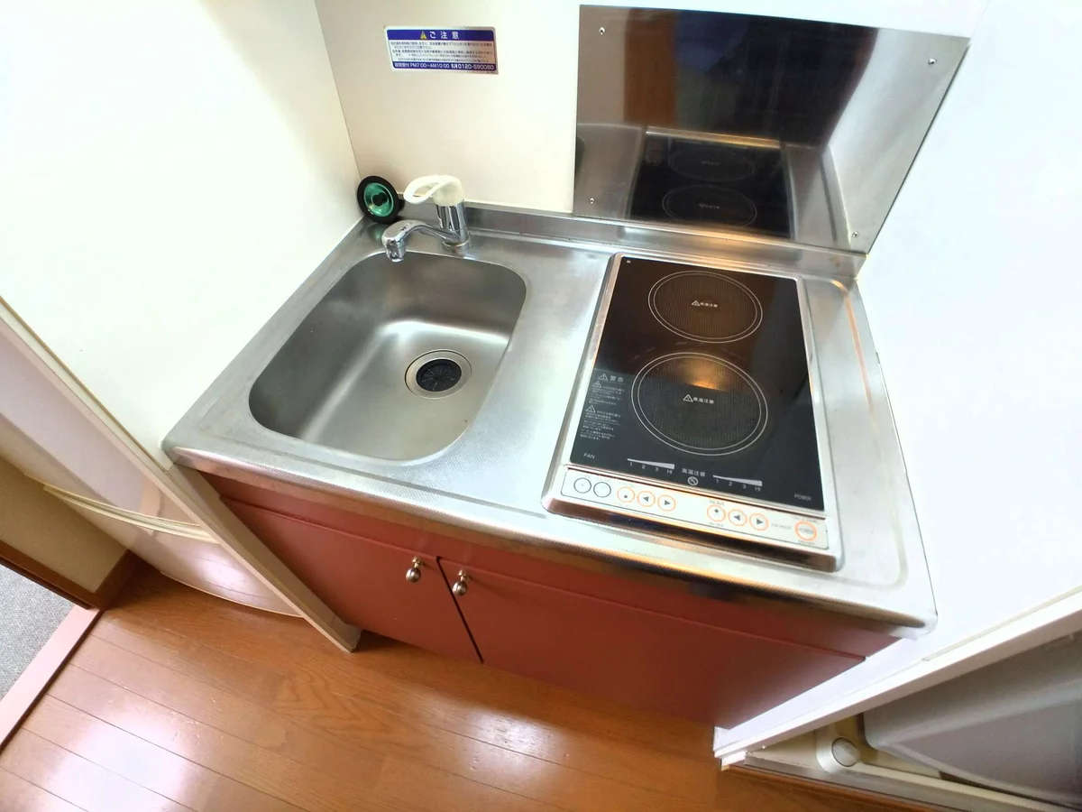 一人暮らしにピッタリの機能的なシンク