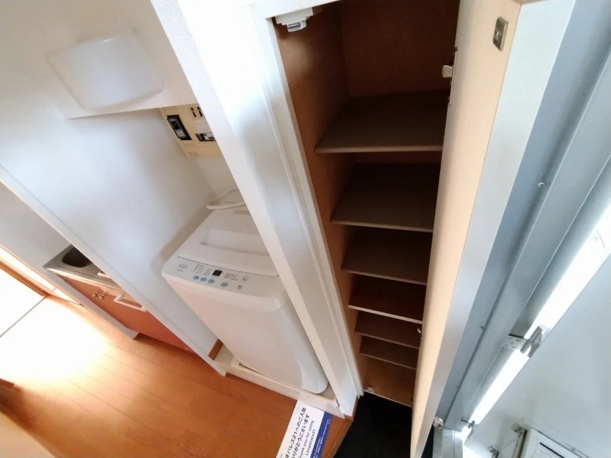 シューズボックス