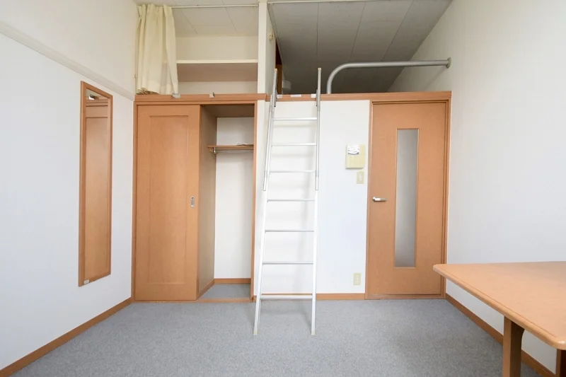 1階はフローリング仕様です。現況優先。