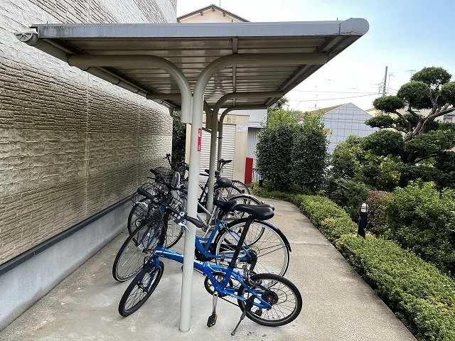 駐輪場　原付＆自転車のみ駐輪可能