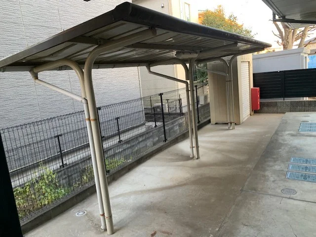 駐輪場　原付＆自転車のみ駐輪可能