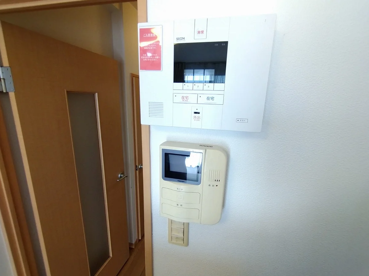 モニターホン標準設置♪