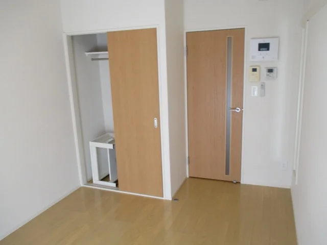 1階のみ部屋の間取り・造作が異なっています。