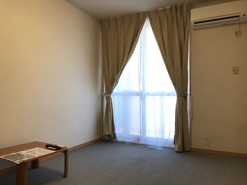 1階床はフローリングです