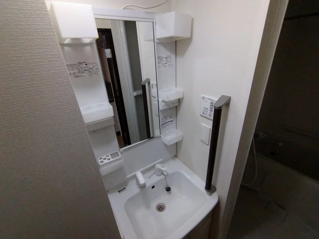 独立洗面台付きです♪