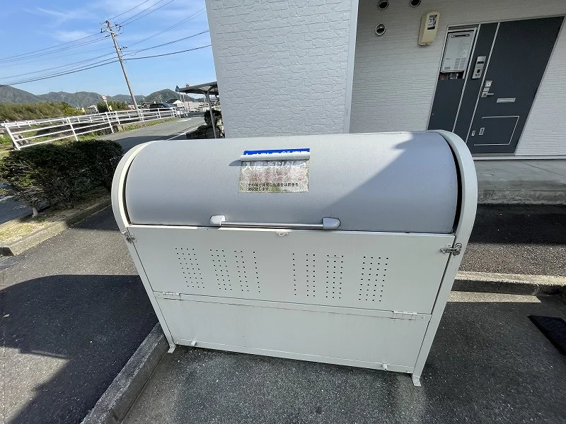 ゴミ箱