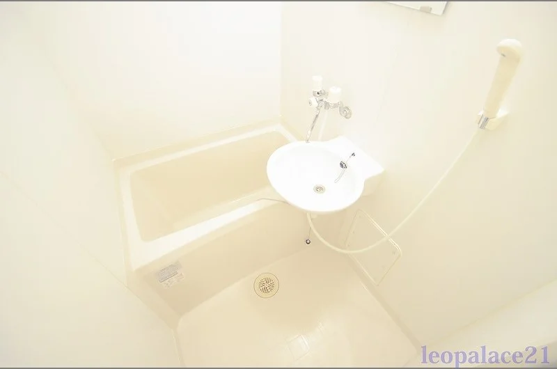 備品や設備仕様は号室等により異なります現地をご確認下さい。