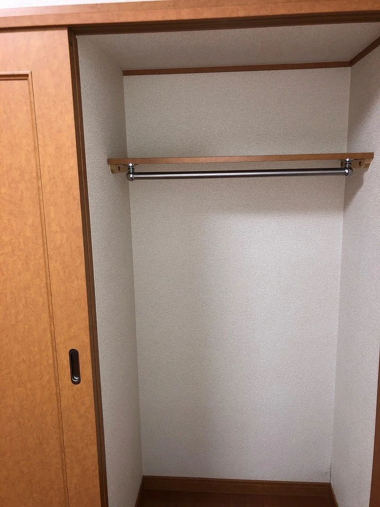 ハンガーポール付き