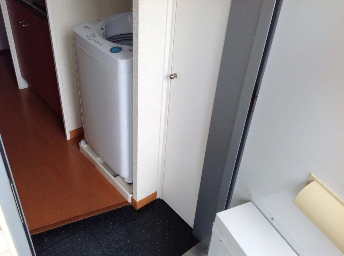 靴棚・宅配ボックス付き