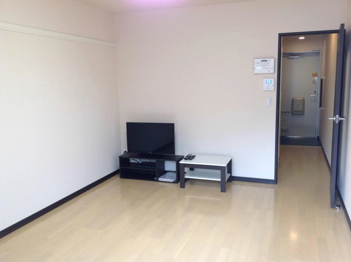 居間（ベランダ側）