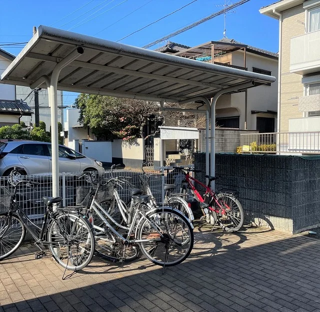 屋根付き駐輪場